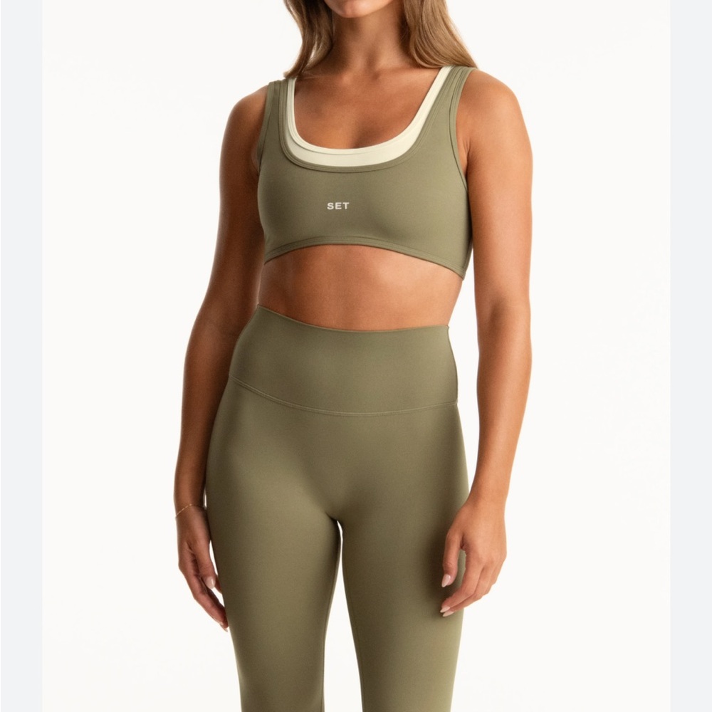 SET Active x Parke Two tone airluxe breathe bra leggings set
